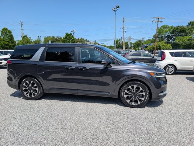 2024 Kia Carnival EX