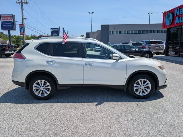 2016 Nissan Rogue SV