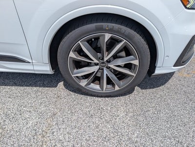2022 Audi SQ7 Premium Plus