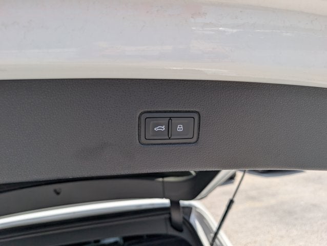 2022 Audi SQ7 Premium Plus